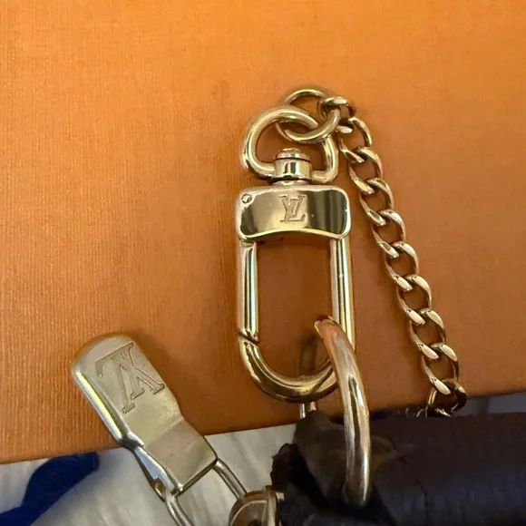 Monogram 2020 Christmas Animation Bumper Cars Mini Pochette Accessories - Picture 5 of 8